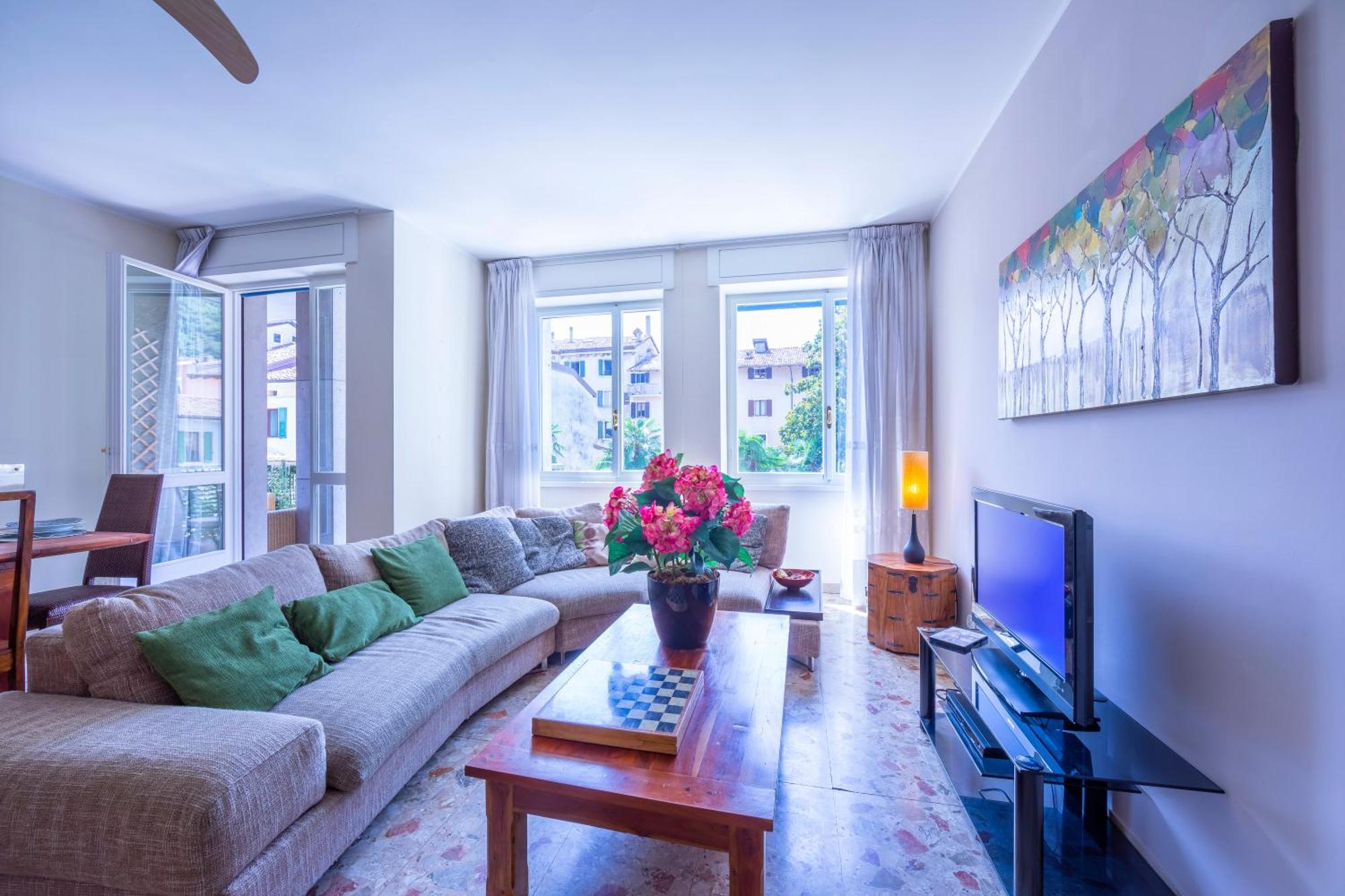 Riva Dante Apartment - Happy Rentals מראה חיצוני תמונה